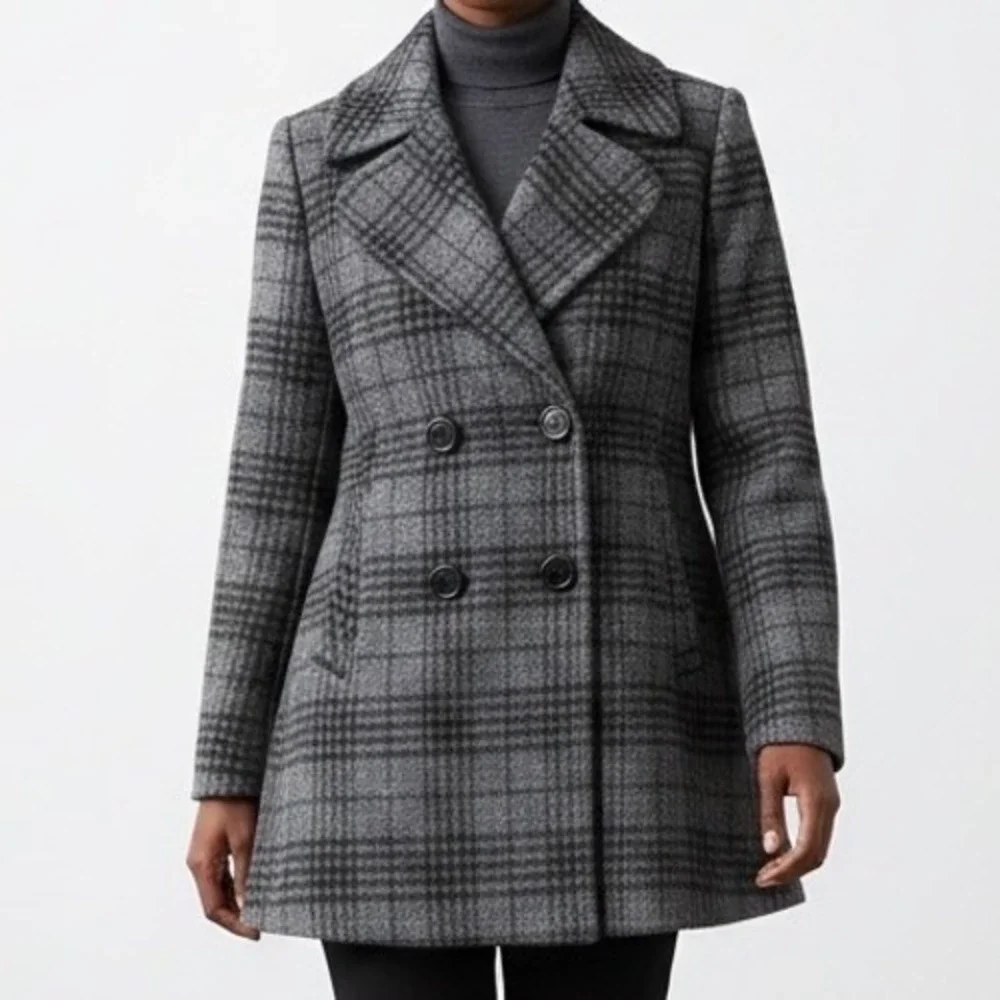 New York & Company Womens Gray Plaid Wool Peacoat 4 preppy dark academia